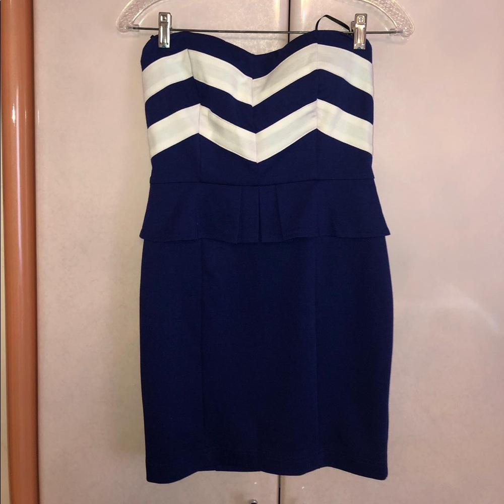 Strapless dress